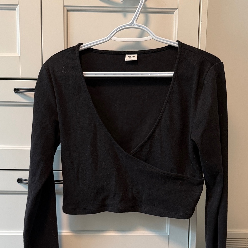 Black Long Sleeve Wrap Crop Top
